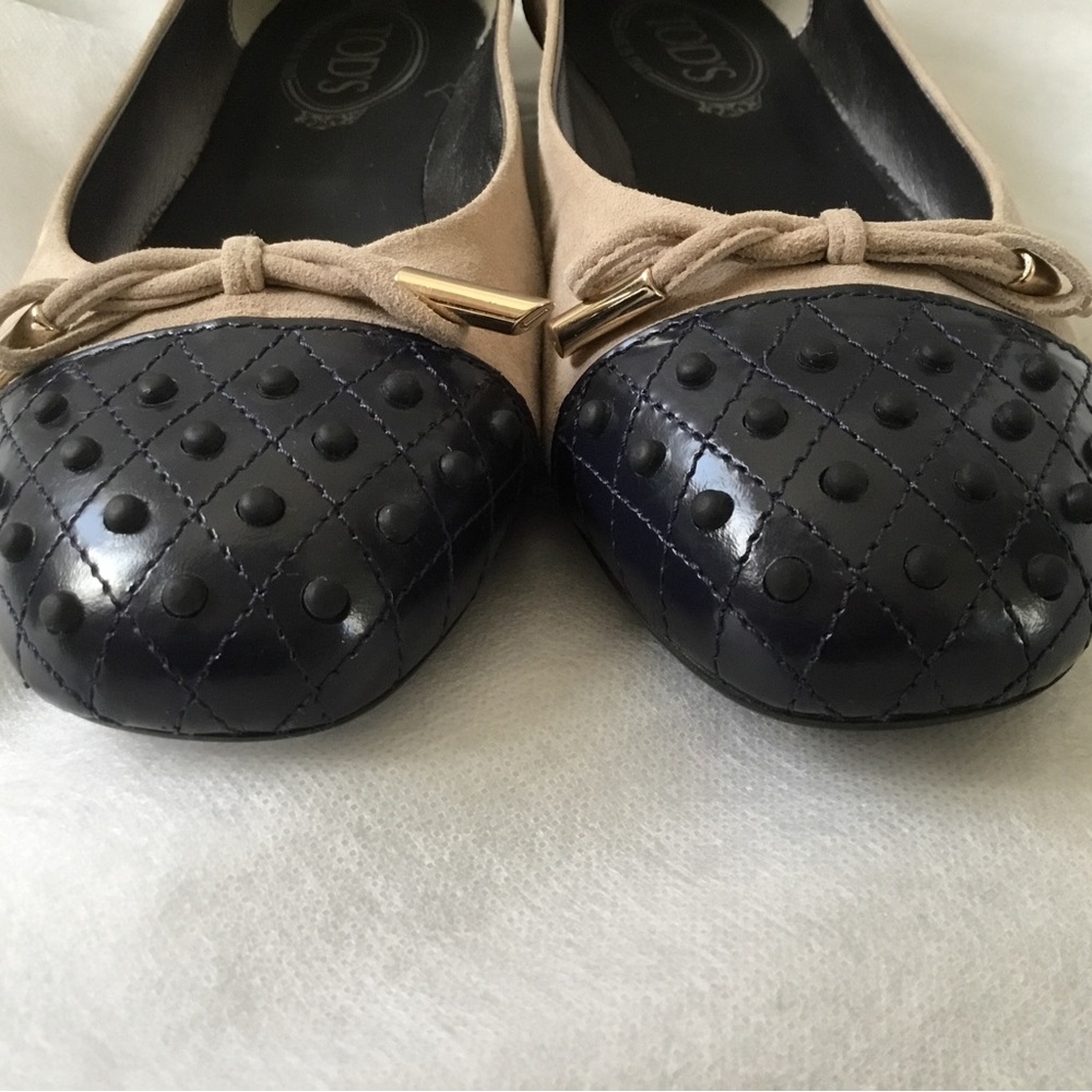 Tod’s Dew Two-Tone Ballet Flat, Size 8 - Picture 4 of 10